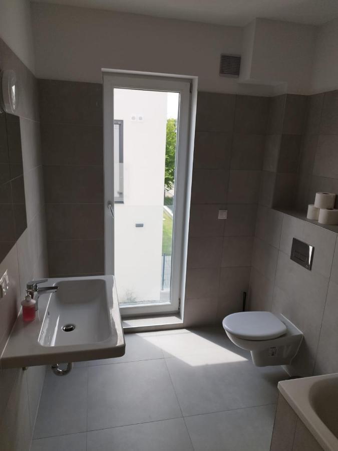 Haus Mit Garten Bei Wien Langenzersdorf Bagian luar foto
